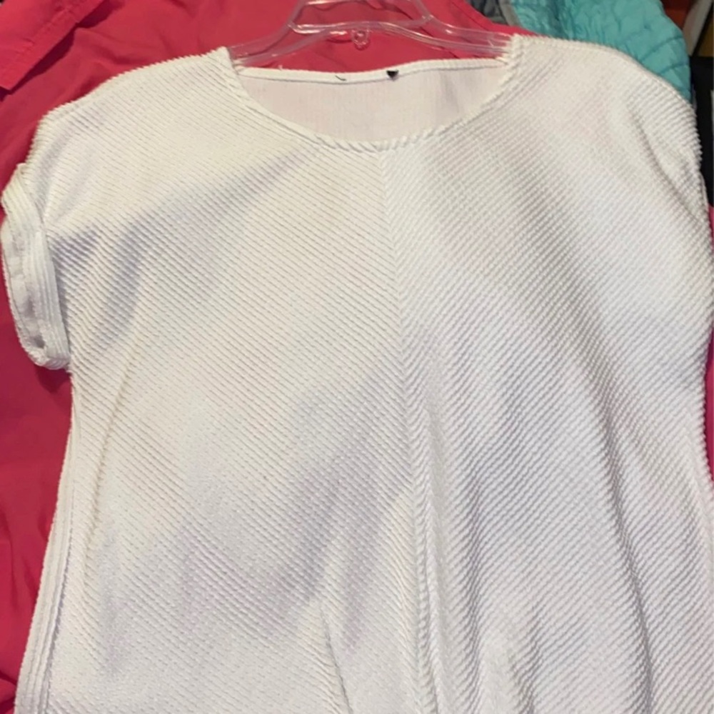 White tied shirt